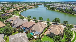 415 Fountainview Drive, Irving, TX 75039