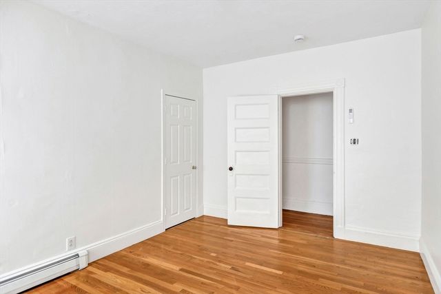 864 Huntington Ave 3, Boston, MA 02115