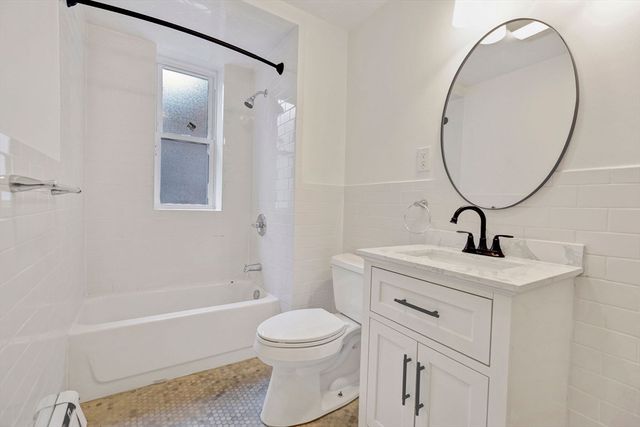 864 Huntington Ave 3, Boston, MA 02115