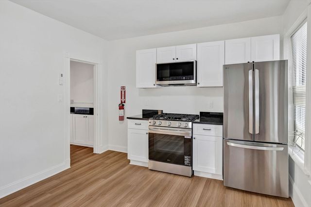 864 Huntington Ave 3, Boston, MA 02115