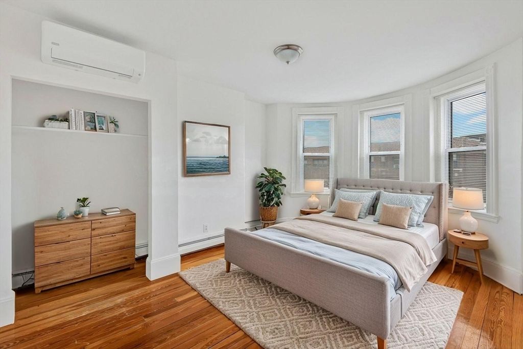 864 Huntington Ave 3, Boston, MA 02115