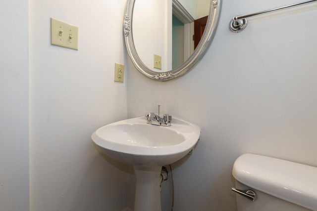688 Hamlet Street, Columbus, OH 43215