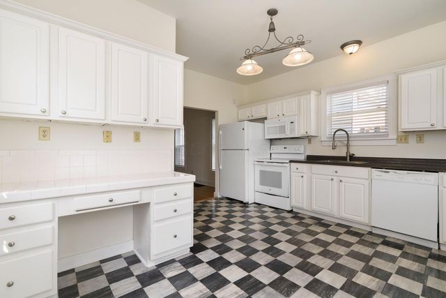 688 Hamlet Street, Columbus, OH 43215