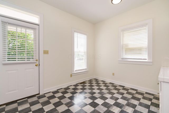 688 Hamlet Street, Columbus, OH 43215