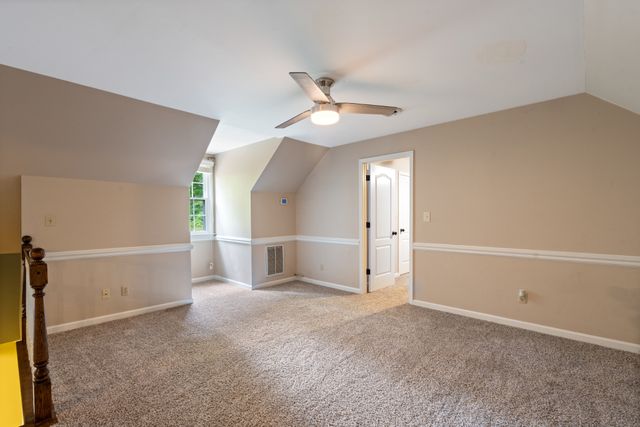 228 Druid Hills Dr, Dickson, TN 37055