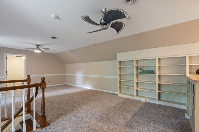 228 Druid Hills Dr, Dickson, TN 37055