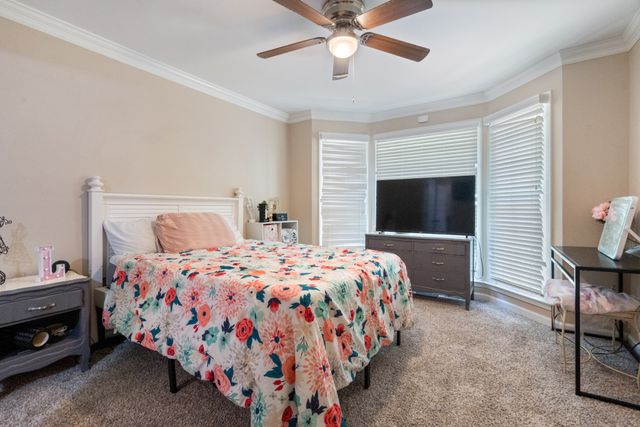 228 Druid Hills Dr, Dickson, TN 37055