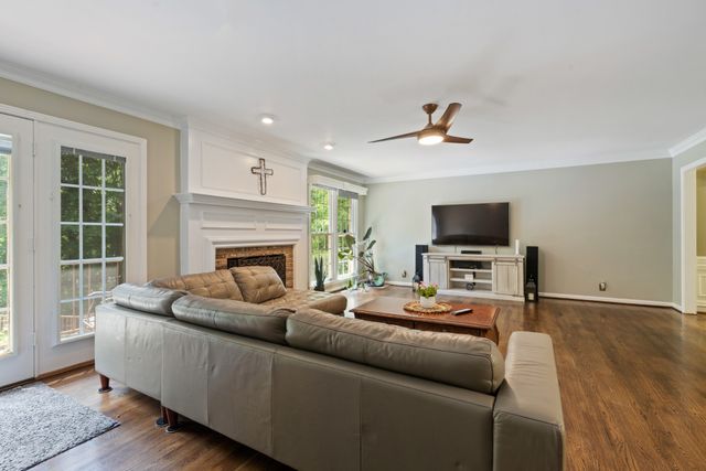 228 Druid Hills Dr, Dickson, TN 37055