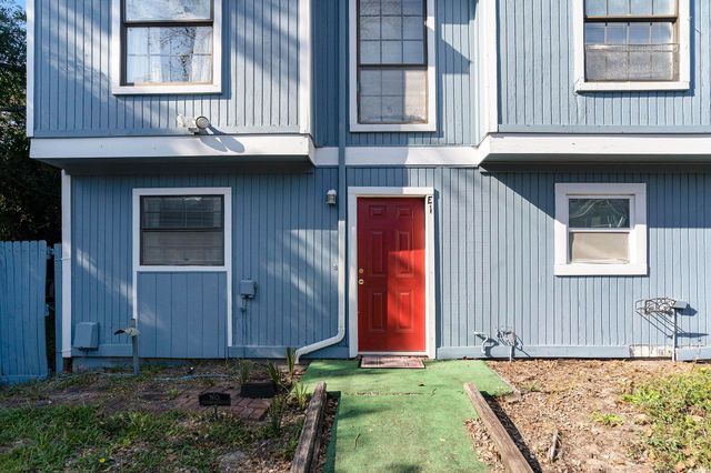 601 38th Ave N Apt E1, Myrtle Beach, SC 29577