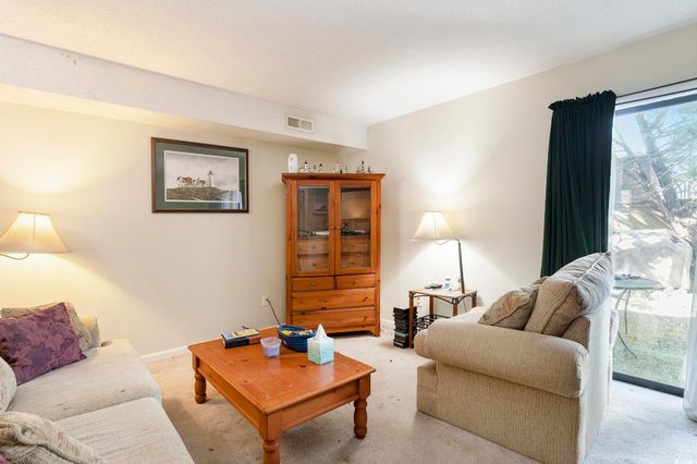 601 38th Ave N Apt E1, Myrtle Beach, SC 29577