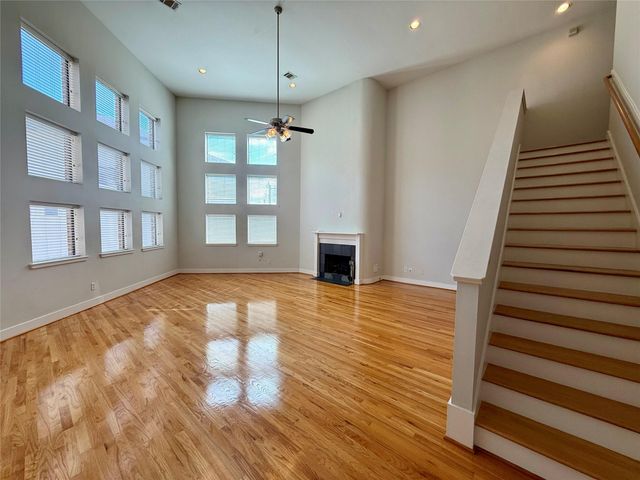 9833 Sandra Ann Court, Houston, TX 77025