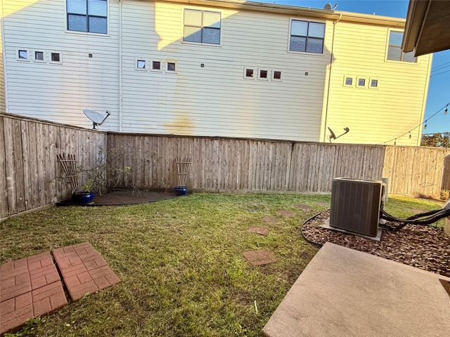 9833 Sandra Ann Court, Houston, TX 77025