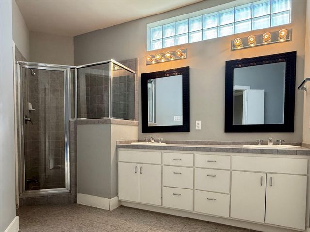 9833 Sandra Ann Court, Houston, TX 77025