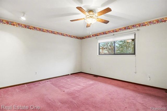 1845 Shenandoah Drive, Troy, MI 48085