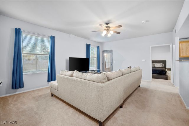 10001 Peace Way 1264, Las Vegas, NV 89147