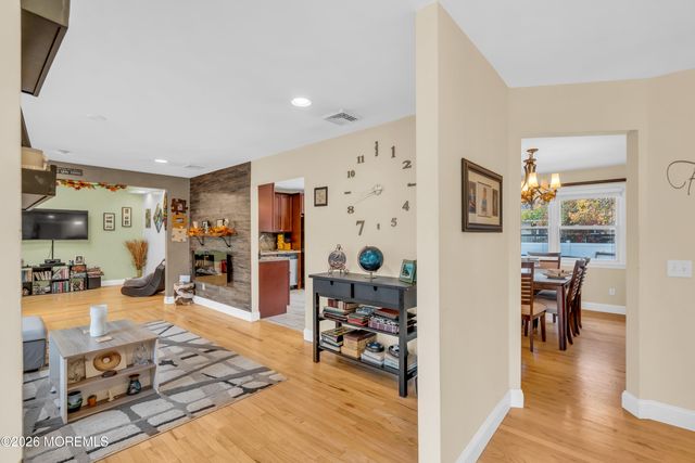 1432 11th Avenue, Toms River, NJ 08757