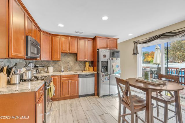 1432 11th Avenue, Toms River, NJ 08757