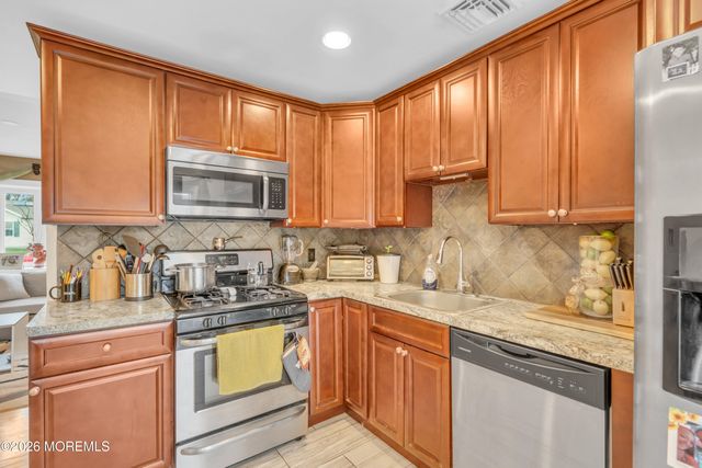 1432 11th Avenue, Toms River, NJ 08757