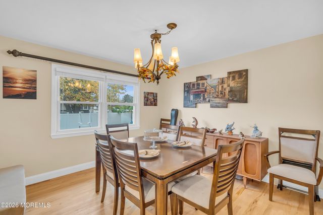 1432 11th Avenue, Toms River, NJ 08757