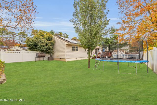 1432 11th Avenue, Toms River, NJ 08757