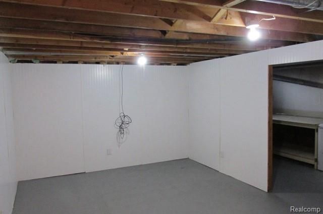 24627 Lake Meadow Drive, Harrison Twp, MI 48045