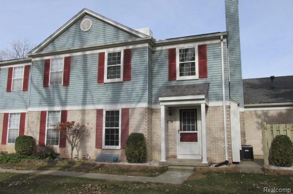 24627 Lake Meadow Drive, Harrison Twp, MI 48045