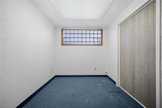 422 6th St, Monessen, PA 15062