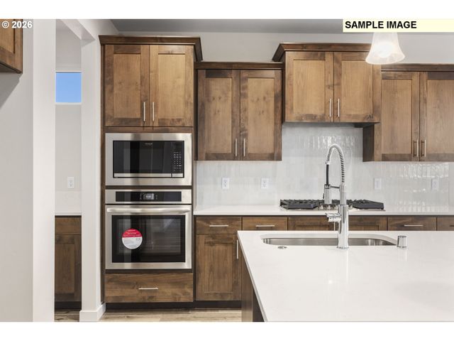 2837 Nw Kingfisher Rd, Estacada, OR 97023