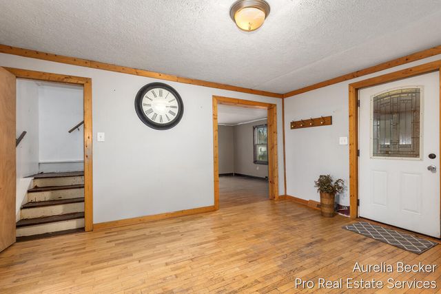 425 S Cedar Street, Allegan, MI 49010
