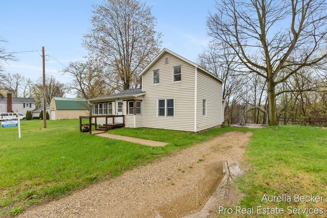 425 S Cedar Street, Allegan, MI 49010