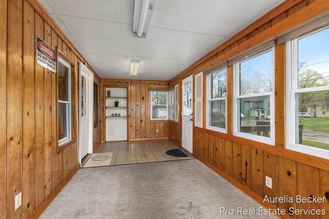 425 S Cedar Street, Allegan, MI 49010
