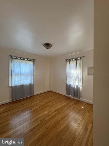 5313 EASTON DR, Springfield, VA 22151