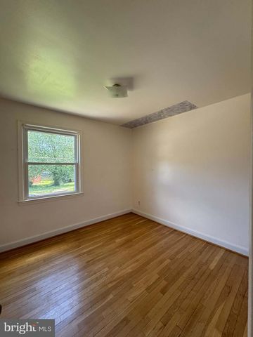 5313 EASTON DR, Springfield, VA 22151