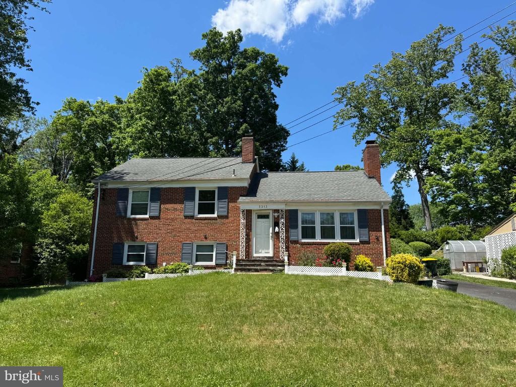 5313 EASTON DR, Springfield, VA 22151