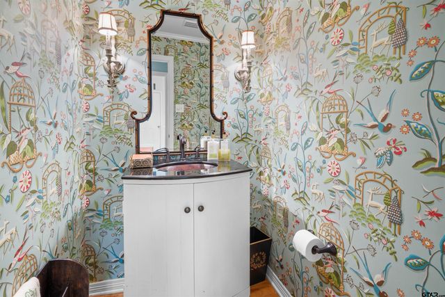 1607 Royal Oak Dr, Tyler, TX 75703