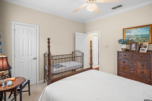 1607 Royal Oak Dr, Tyler, TX 75703