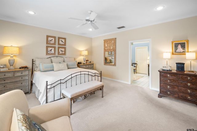 1607 Royal Oak Dr, Tyler, TX 75703