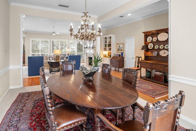 1607 Royal Oak Dr, Tyler, TX 75703