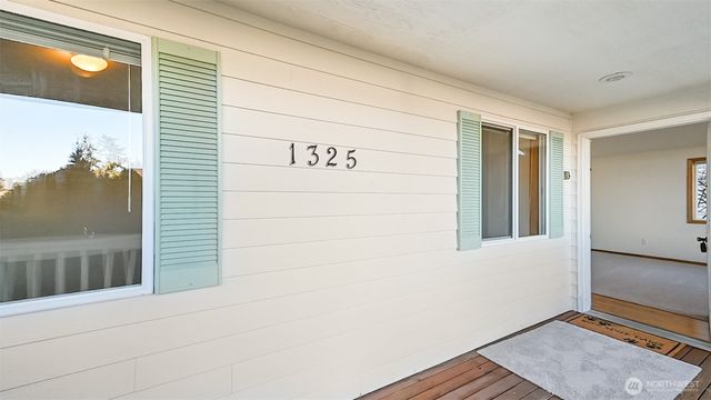 1325 Roma Road, Bellingham, WA 98226