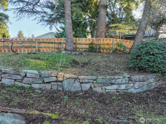 1325 Roma Road, Bellingham, WA 98226
