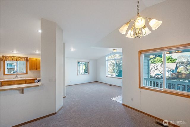 1325 Roma Road, Bellingham, WA 98226