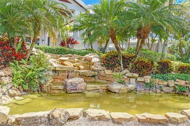 1242 Silverstrand DR, Naples, FL 34110