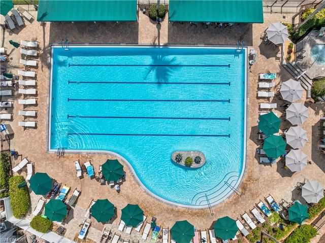 1242 Silverstrand DR, Naples, FL 34110