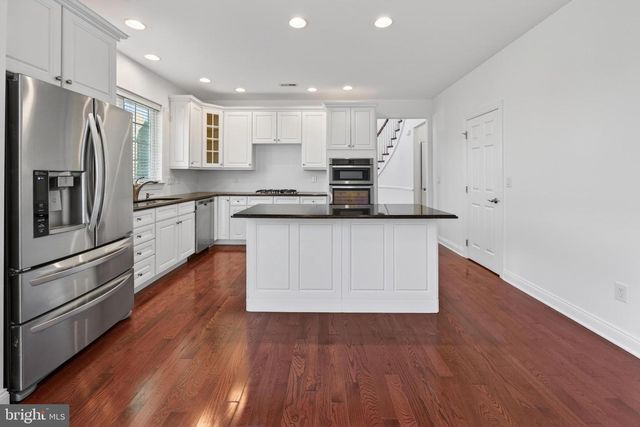 304 DYE WAY, Moorestown, NJ 08057
