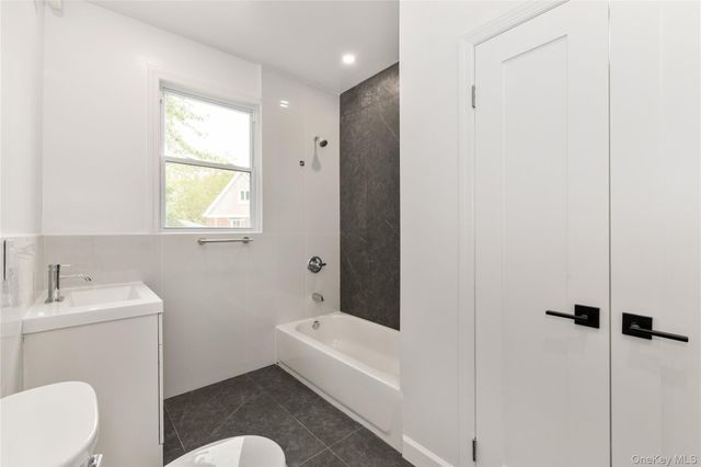 8492 Homelawn Street, Jamaica, NY 11432