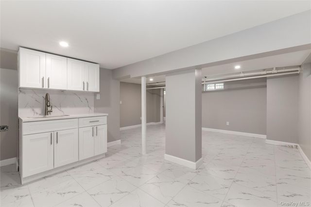 8492 Homelawn Street, Jamaica, NY 11432