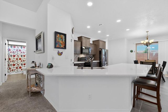 4989 Findley Street SW, Los Lunas, NM 87031
