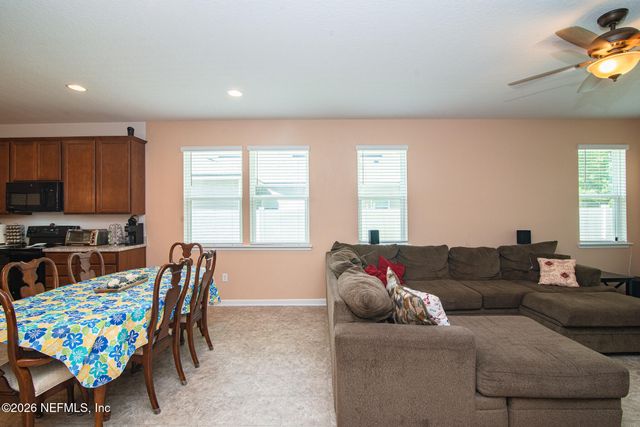 2233 LINCOLN SENDERO Trail, Jacksonville, FL 32218