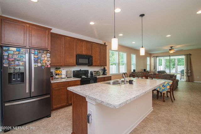 2233 LINCOLN SENDERO Trail, Jacksonville, FL 32218