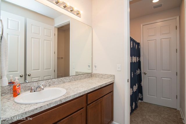 2233 LINCOLN SENDERO Trail, Jacksonville, FL 32218